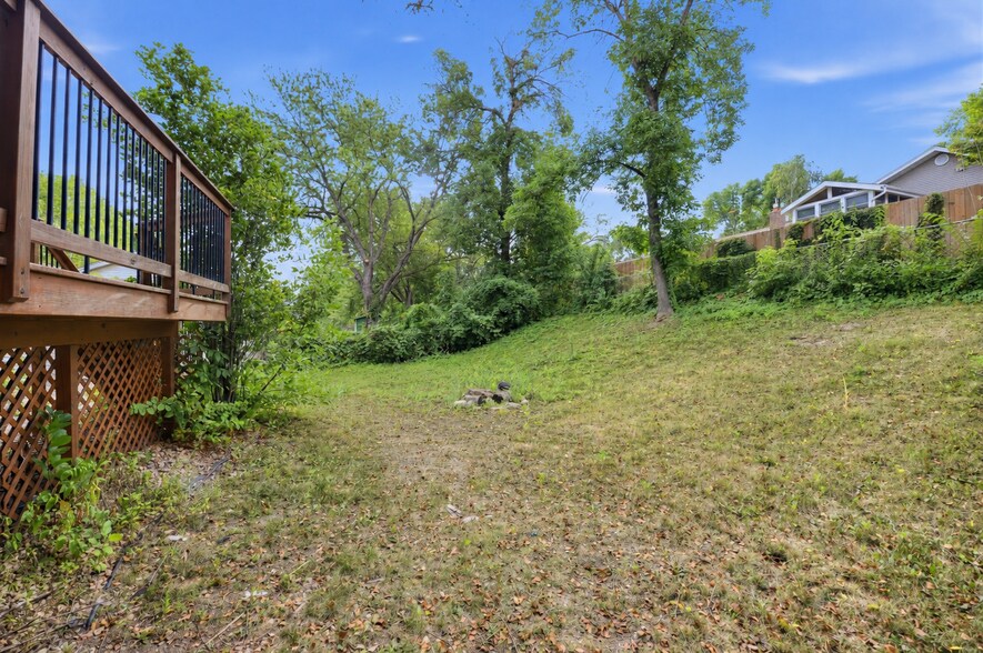 Building Photo - 7351 Berkshire Way