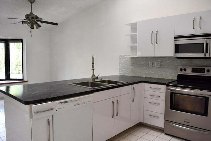 Building Photo - 13492 Exotica Ln