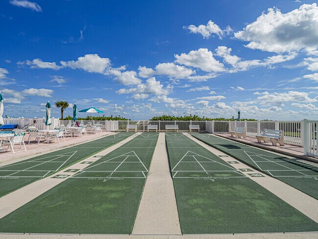 Building Photo - 5400 Jimmy Buffett Mem Hwy