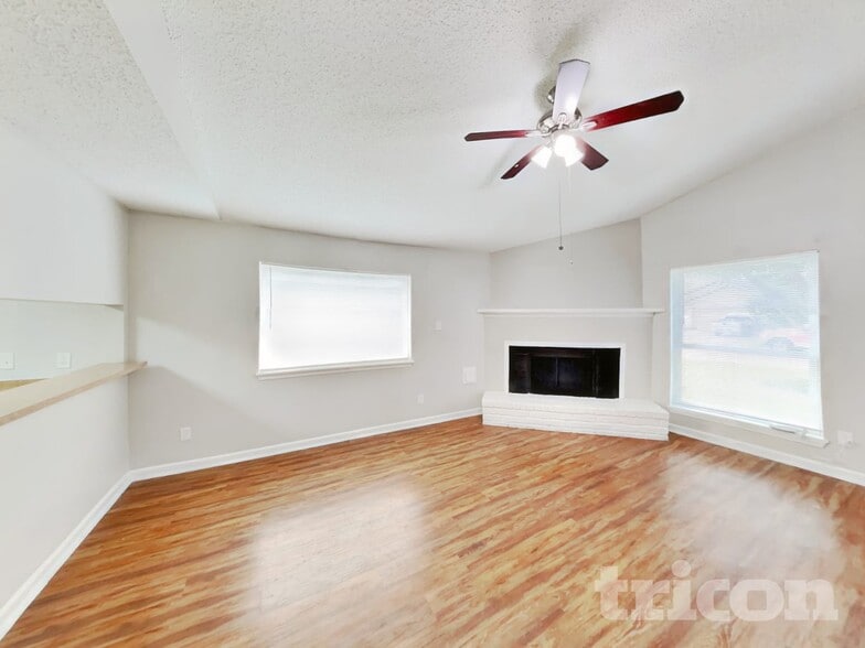 Building Photo - 623 Walston Ln