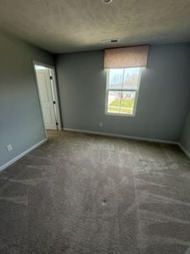 Building Photo - Beautiful 4 Bedroom Home for Rent