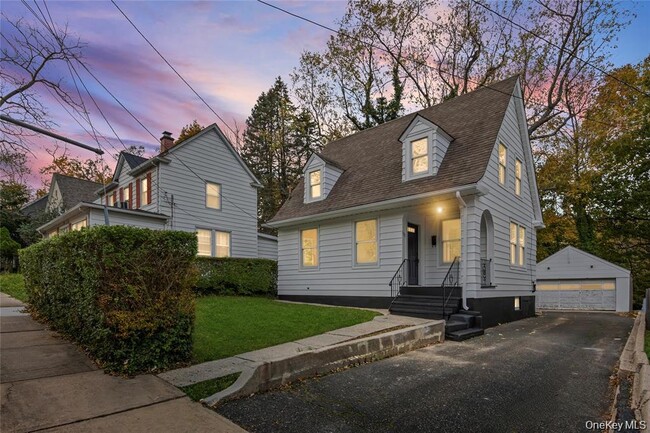 Building Photo - 122 Liberty Ave