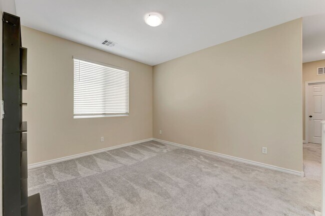 Building Photo - 4136 Midnight Crest Ave