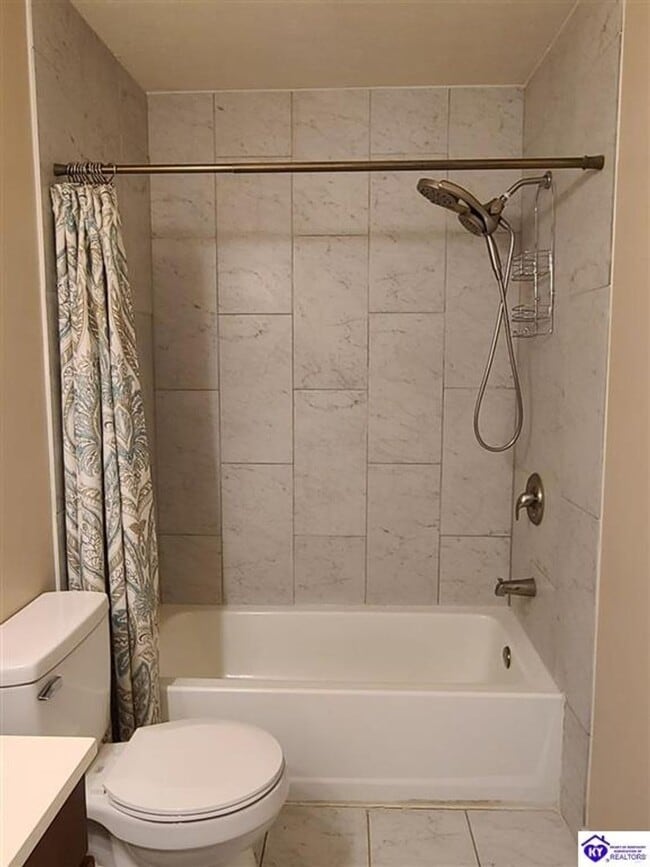 Building Photo - 1506 W Elm Rd