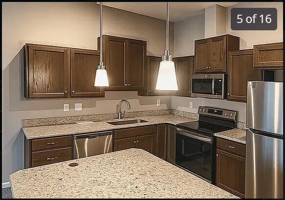 Kitchen - 2683 Verdant Ln