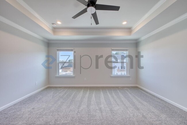 Building Photo - 1467 Hasse Ave