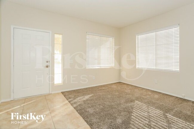 Building Photo - 7909 Hornbeam Ct