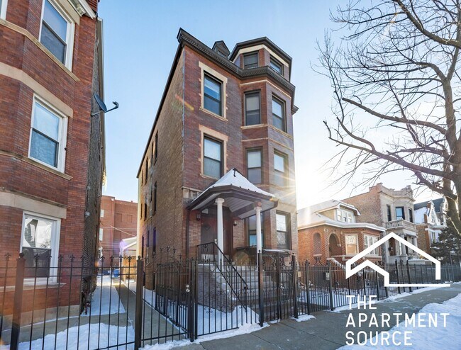 Building Photo - 2519 S Millard Ave