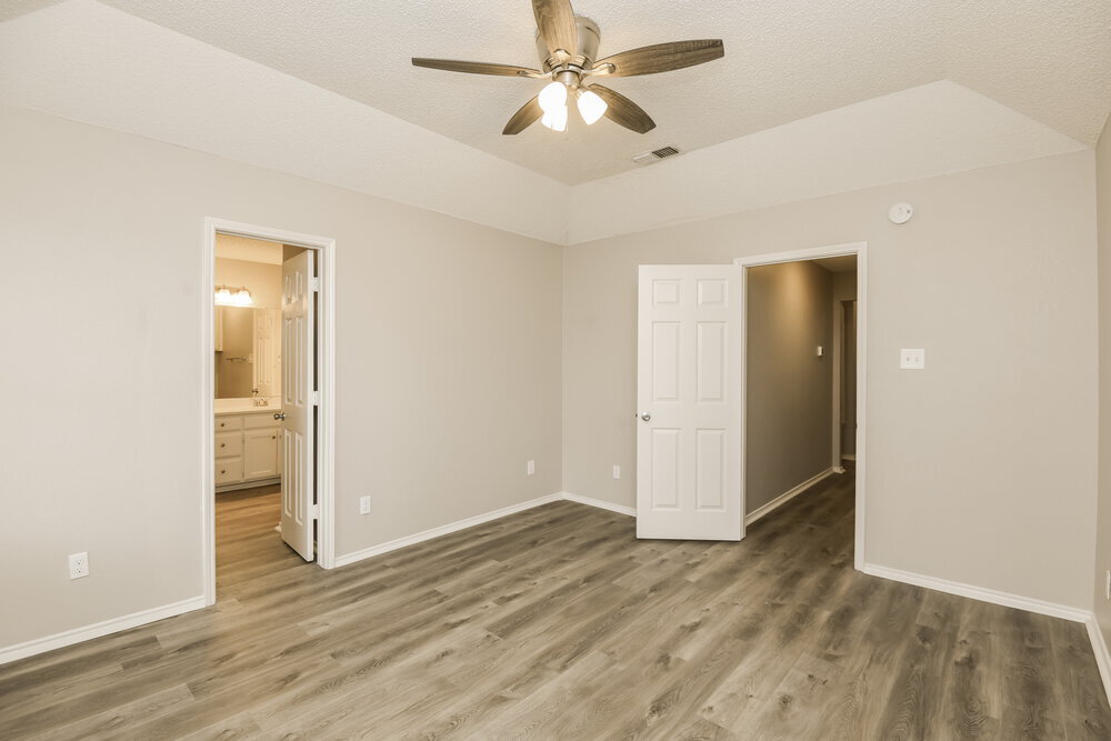 Building Photo - 5708 Shady Springs Trail