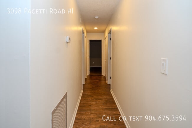 Building Photo - 3098 Pacetti Rd