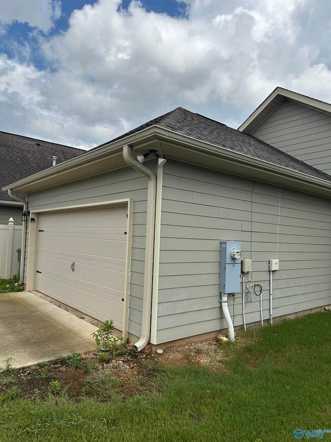 Building Photo - 7027 Camrose Ln NW