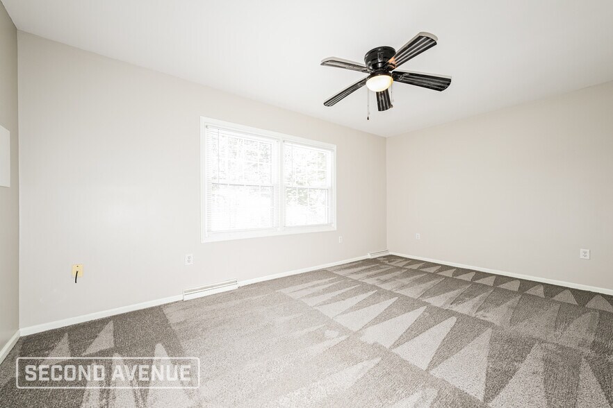 Building Photo - 104 Amy Dr