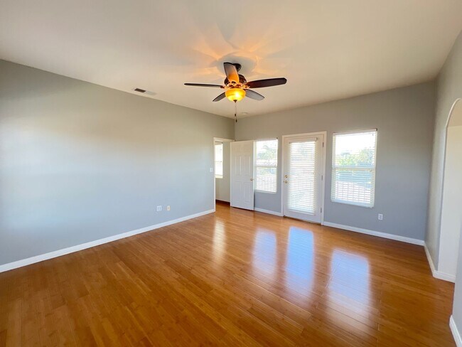 Building Photo - 3006 Tresselwyck Ln