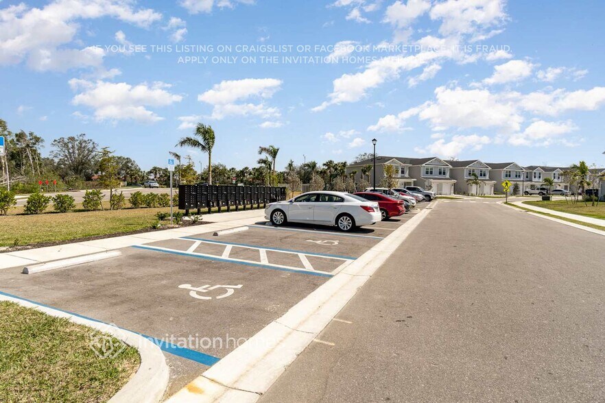 Building Photo - 10369 Bradmore Rd