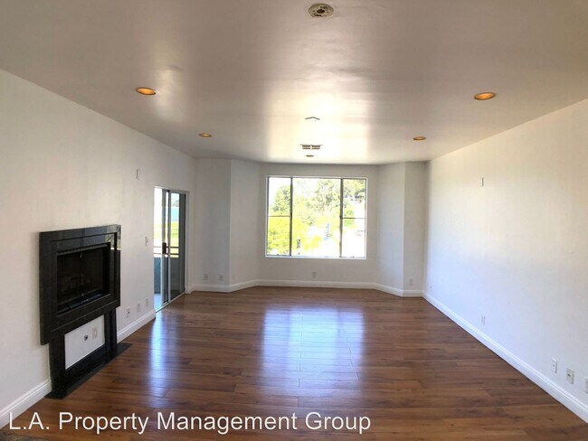 Building Photo - 1890-1896 Silver Lake Blvd