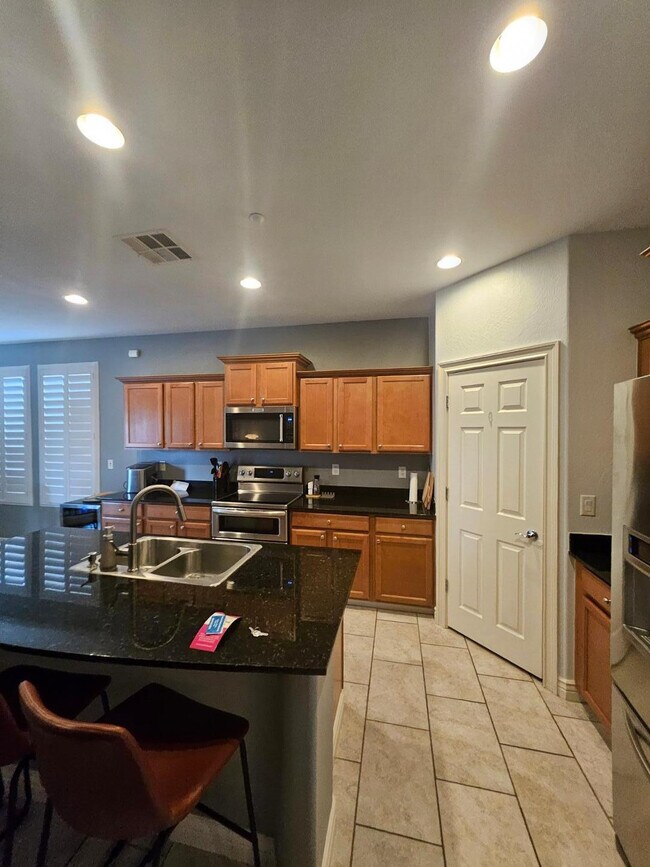 Building Photo - 29718 N 121st Dr