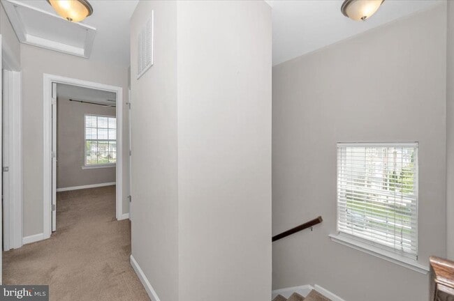 Building Photo - 7 New Gate Ct