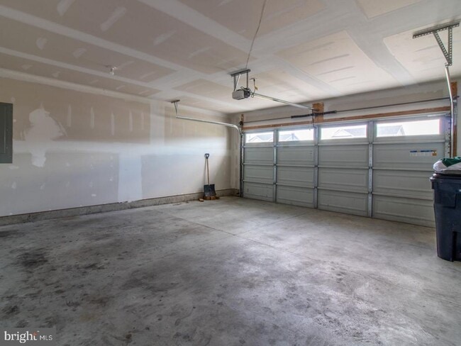 Building Photo - 617 R Wilson Lp