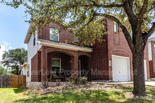 Building Photo - 802 Amber Knoll