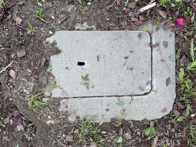 Building Photo - 9546 E Live Oak Ave