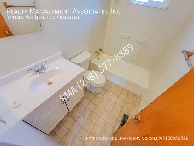 Building Photo - 2719 Agate St