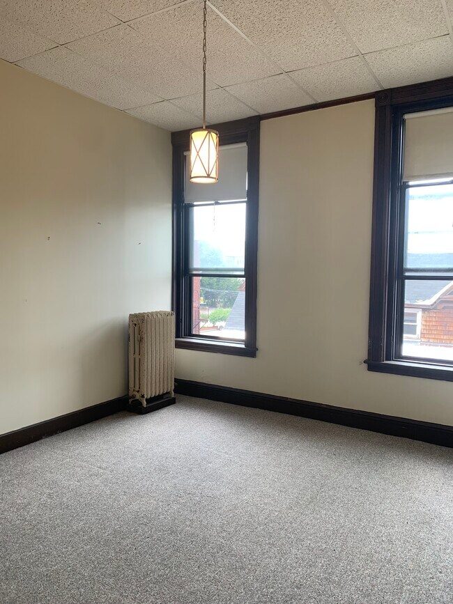 Building Photo - McShane Block