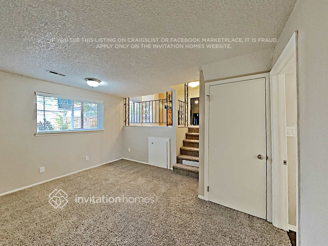 Building Photo - 11269 E Center Ave