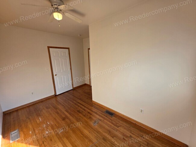 Building Photo - 830 Wilcox St