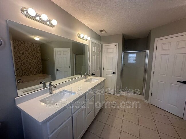 Building Photo - 11625 Dempsey Dr