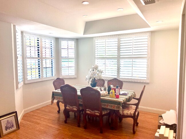 Building Photo - 29028 Hollow Oak Ct