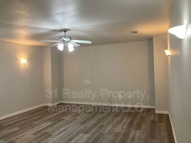 Building Photo - 2744 Ferdinand