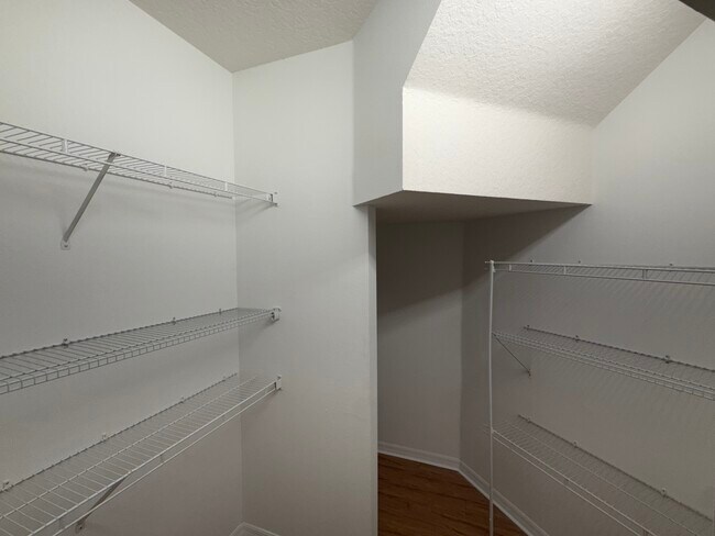 Building Photo - 1226 Sandstone Run