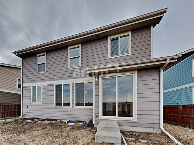 Building Photo - 5554 N Lewiston St
