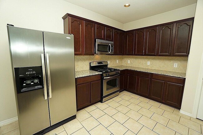 Building Photo - 4022 Regal Stone Ln