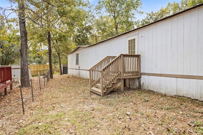 Building Photo - 16747 Timberglen St