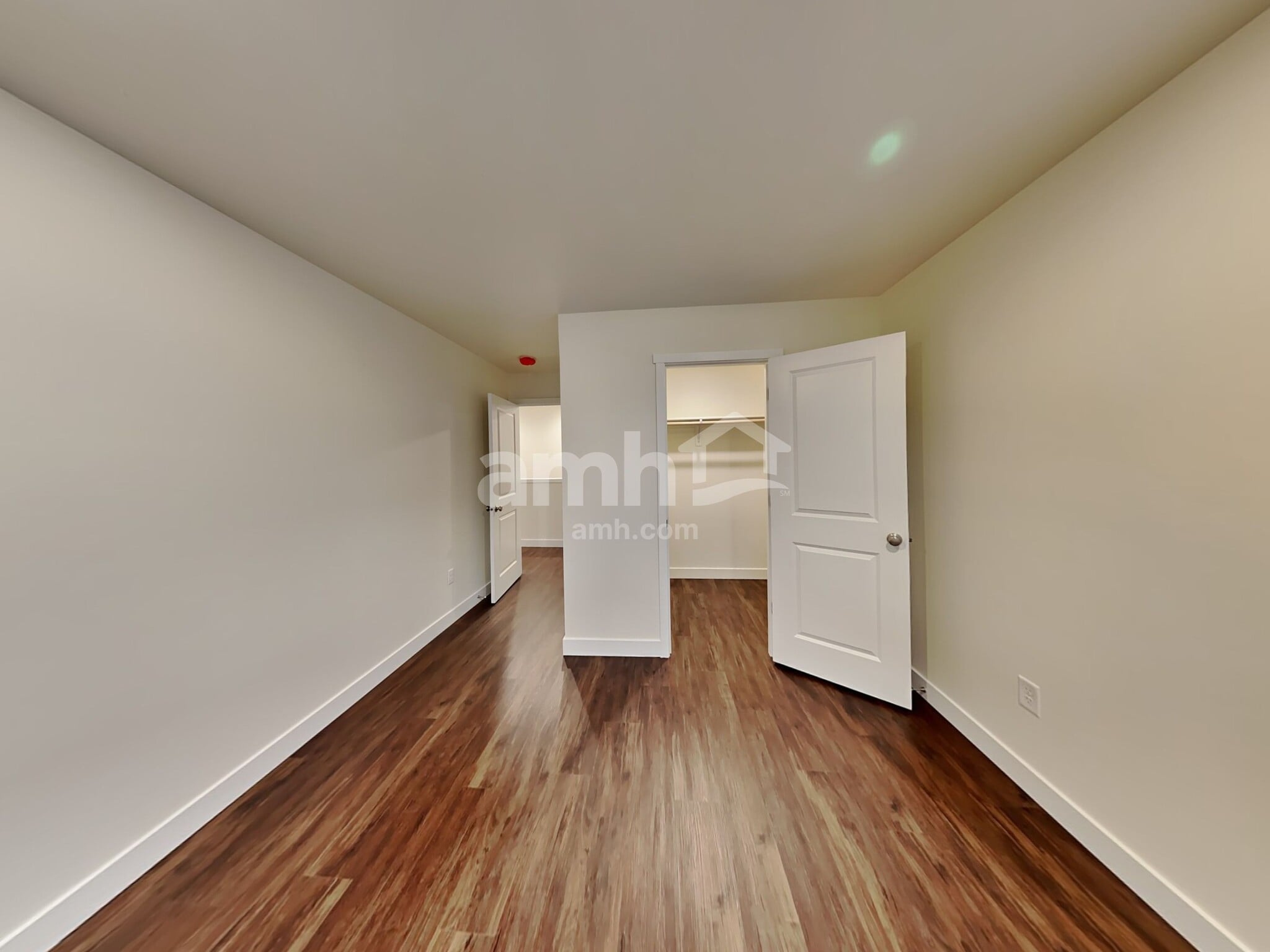 Building Photo - 4718 87th Ave NE