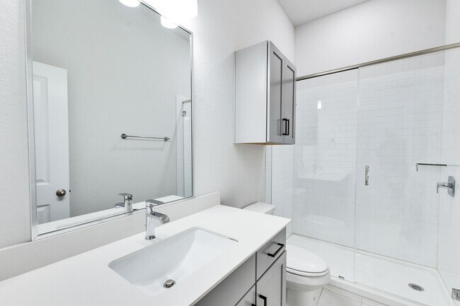 Building Photo - 16924 Morelle Dr