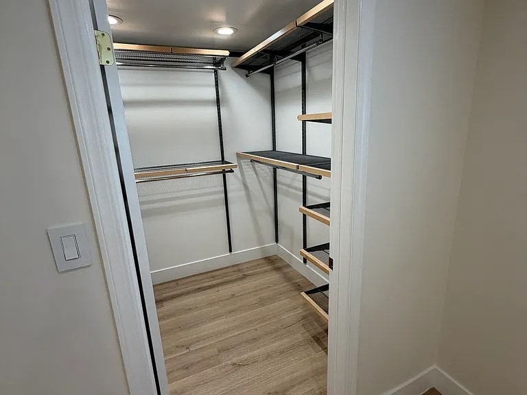 Building Photo - 20345 Gresham St