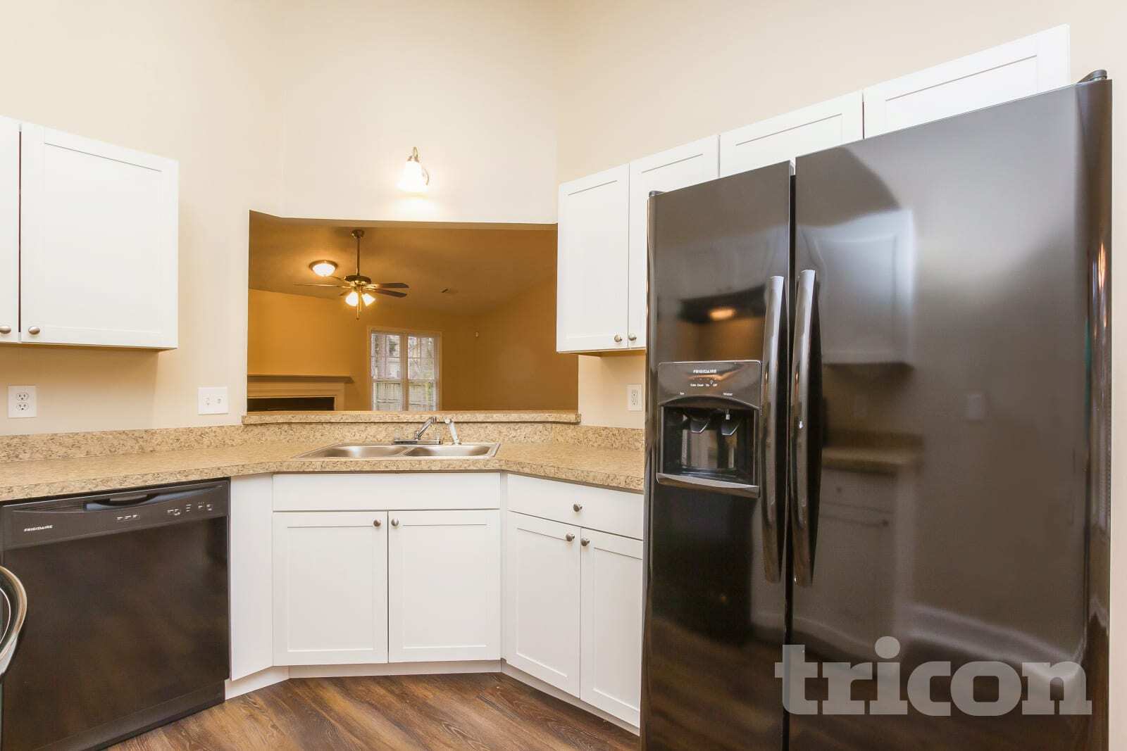 Building Photo - 636 Fair Harbor Dr