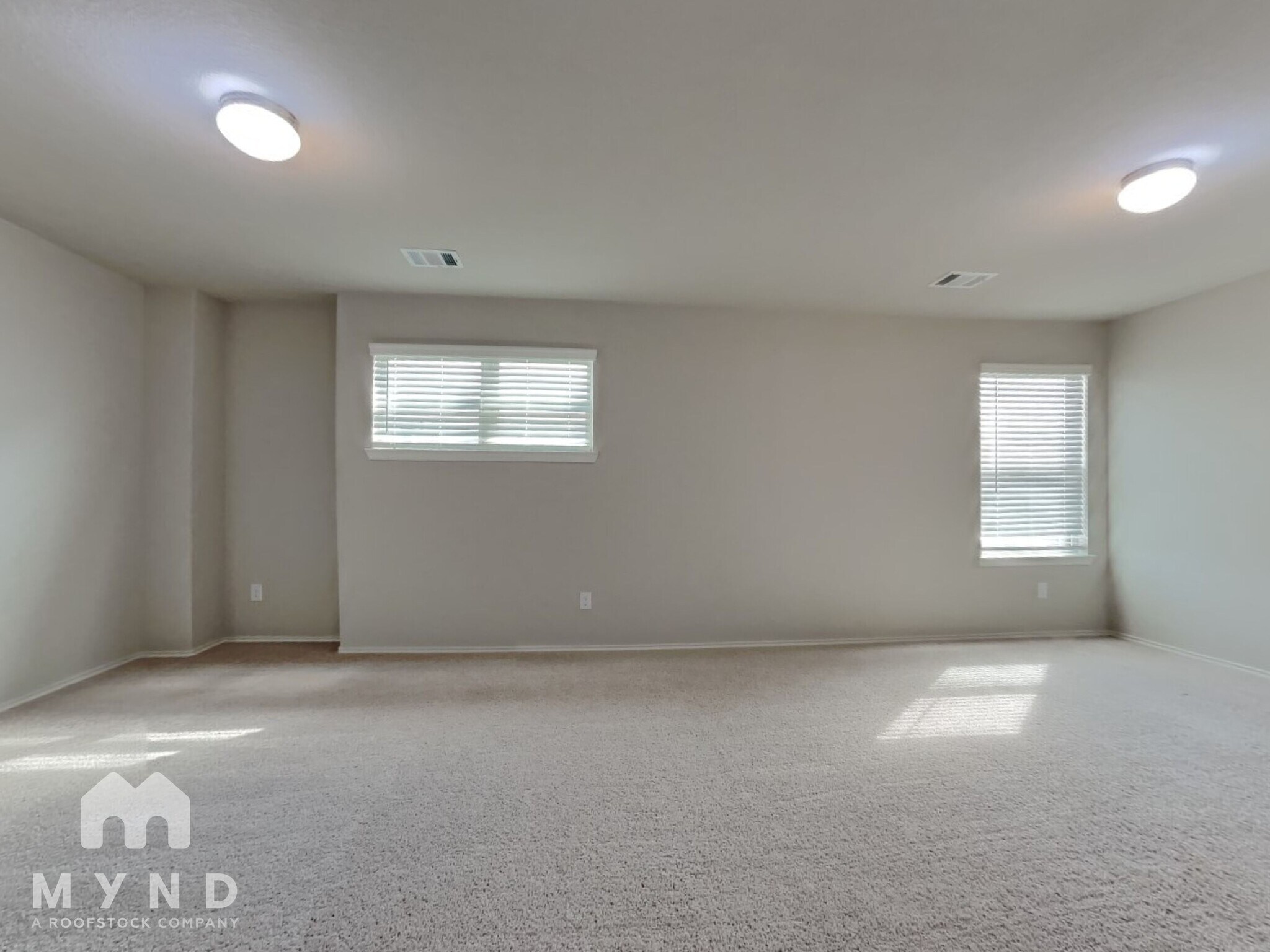 Building Photo - 4242 Stuebner Hl Dr