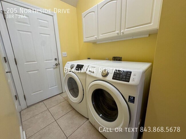 Building Photo - 205 Northside Dr