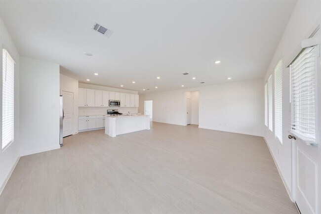 Building Photo - 10601 Ellerston Rd