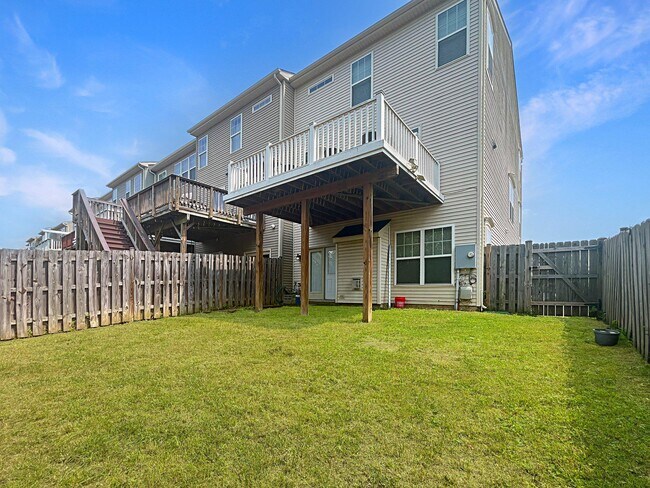 Building Photo - 43450 Hopestone Terrace