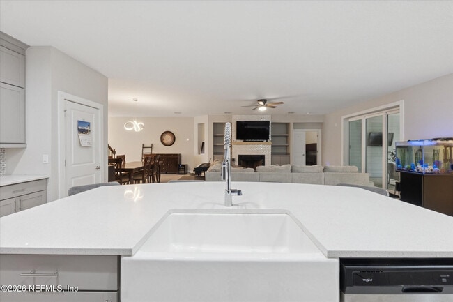 Building Photo - 75470 Sunberry Dr