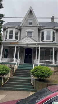 Building Photo - 220 N 4th St
