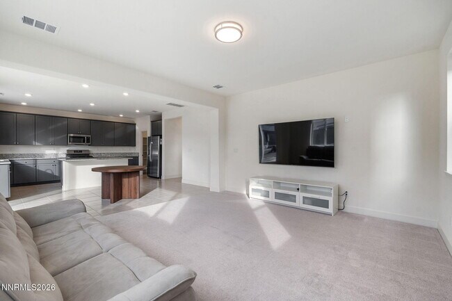 Building Photo - 6747 Ronaldinho Dr