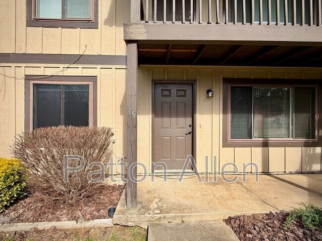 Building Photo - 22 Dawnwood Cir