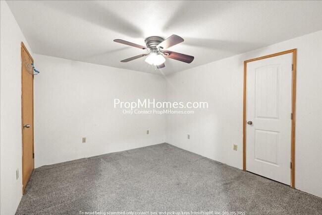 Building Photo - 22665 SW Schaltenbrand Ln
