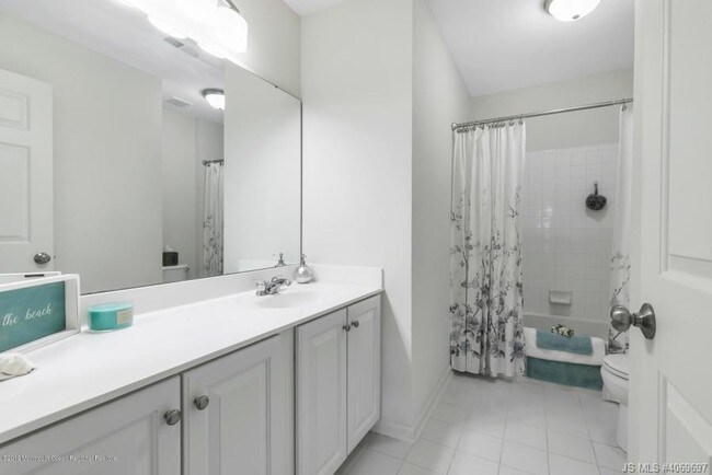 Building Photo - 413 Virginia Ave