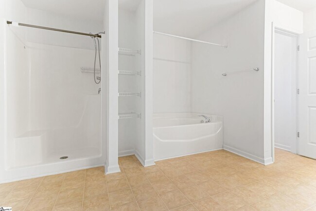 Building Photo - 301 Carnahan Dr